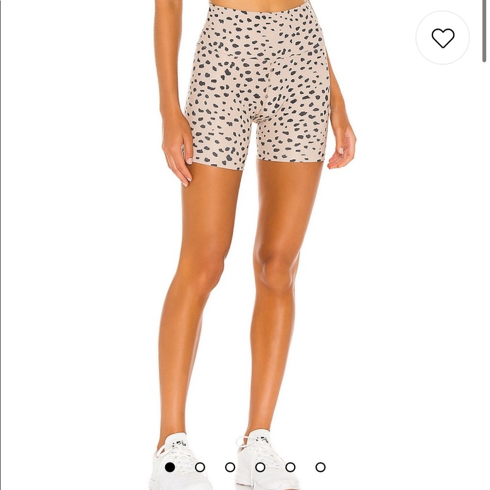 Beach riot bike short in taupe spot